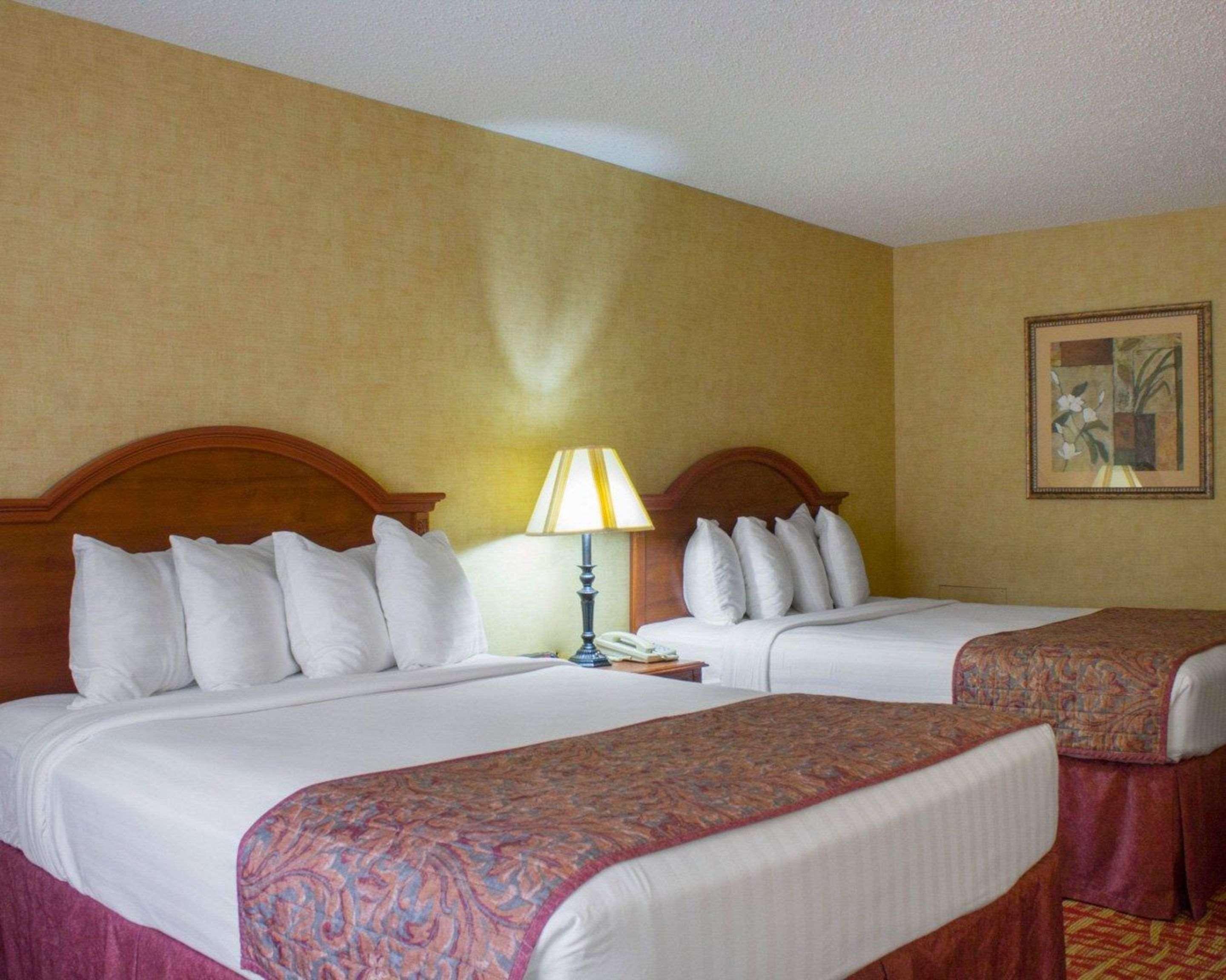 Rodeway Inn Columbia Mall Loop Grand Forks Extérieur photo