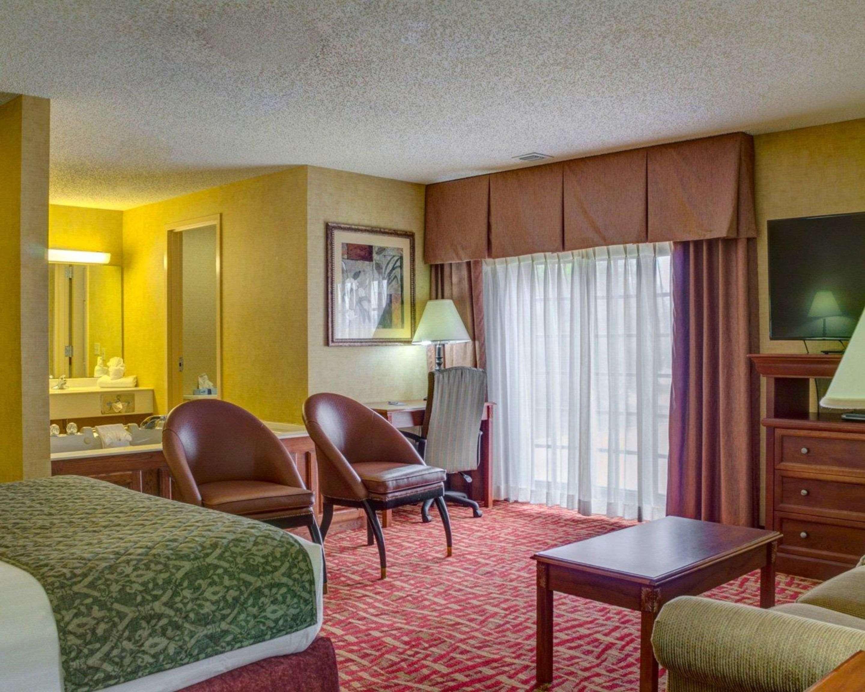 Rodeway Inn Columbia Mall Loop Grand Forks Extérieur photo